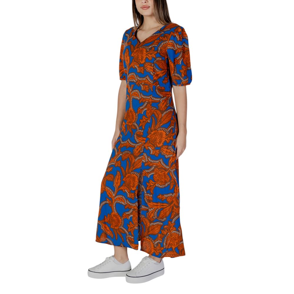 B.Young Blue Viscose Long