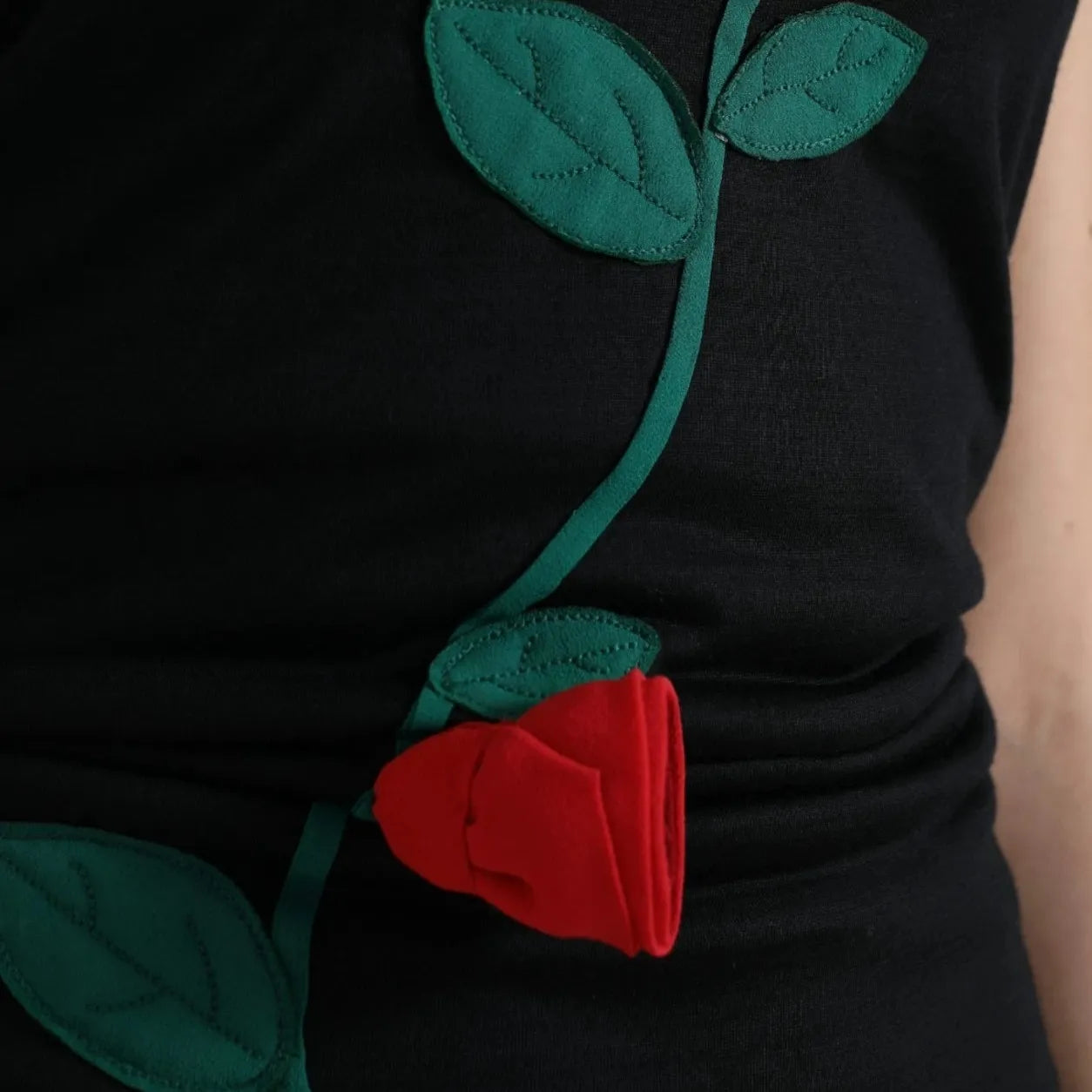 Dolce & Gabbana Black Wool Sleeveless Rose Applique Dress