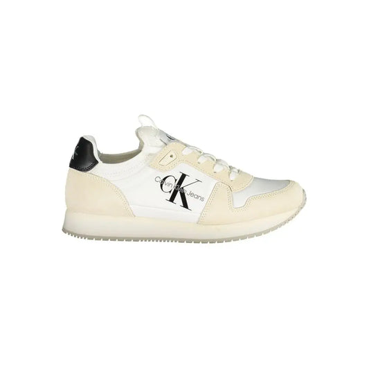 Hvid Calvin Klein polyester sneakers med creme detaljer og sort logo