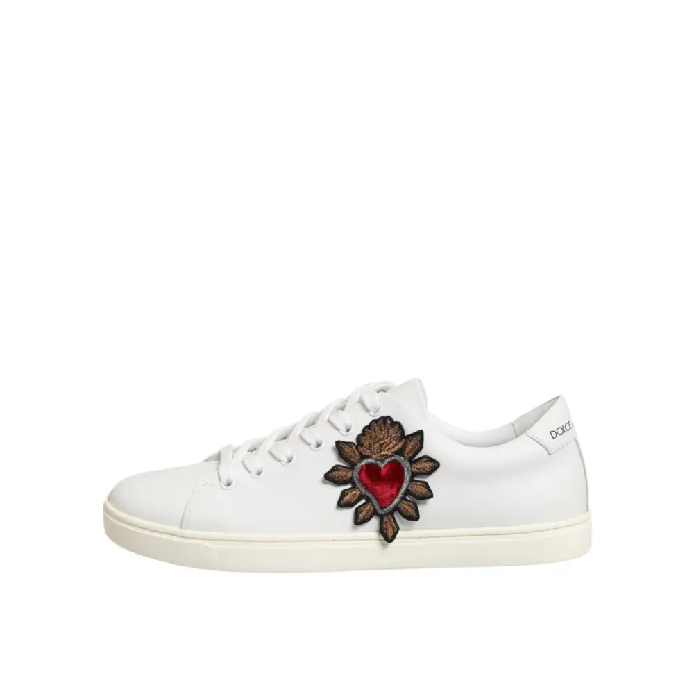 Dolce & Gabbana white leather sacre heart sneakers med rødt hjerte og blade