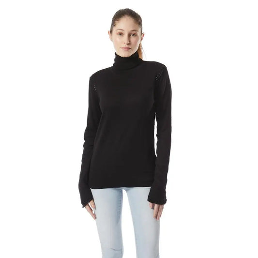 Sort sorte turtleneck sweater i sort bomuld med subtil dekoration på skuldrene
