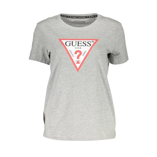 Grå hejret Guess T-shirt med rød-hvid trekantlogo og jeans grigio organic design