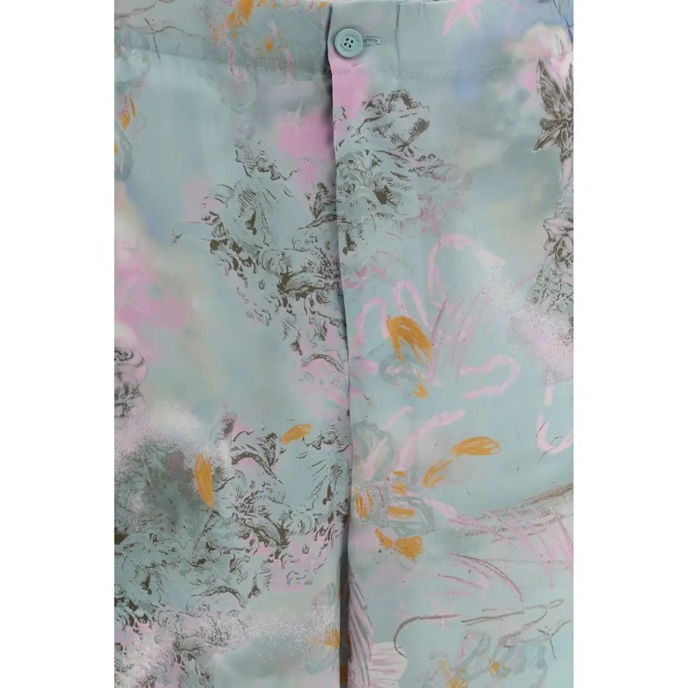 Lysblå bluse med floral mønster til off-white viscose shorts fra outlet mærkevarer